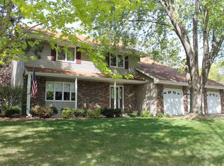 12328 Gladiola St NW, Coon Rapids, MN 55433