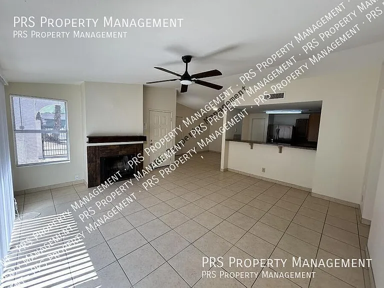 1762 W Colt Rd — Photo 8