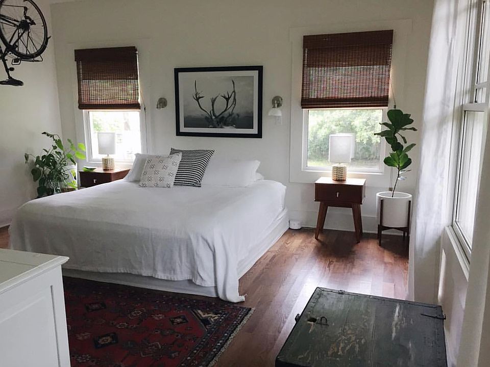 1st image of 206 Chautauqua Ave