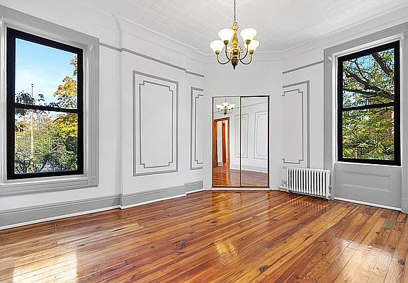 3rd image of 412 15th St #2L