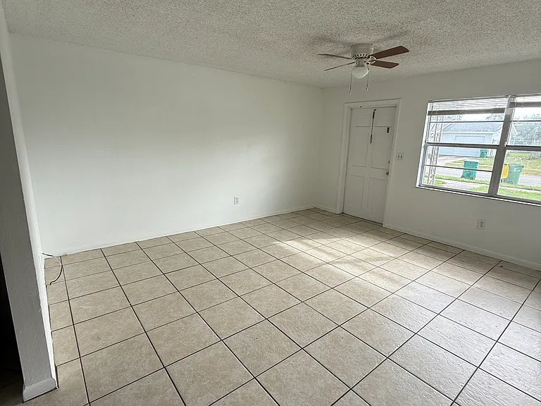 2456 Mercury Dr — Photo 12