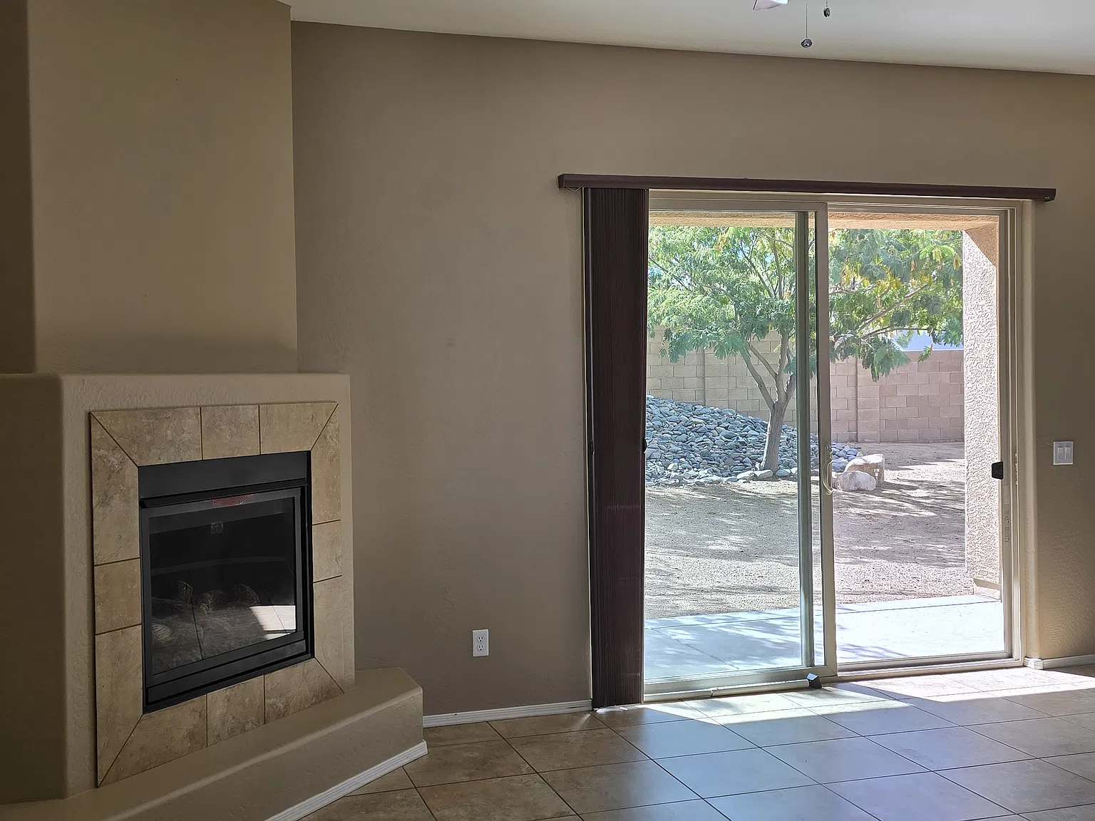 3 bed, 1679 sqft, $2,650 — Photo 4