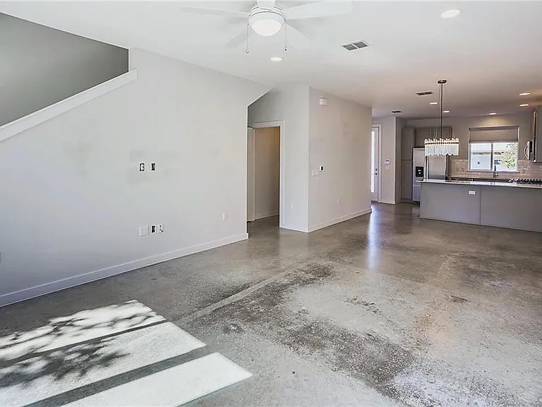 801 N Bluff Dr #40 — Photo 12