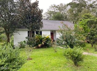 3601 Marion Pl, Moss Point, MS 39563