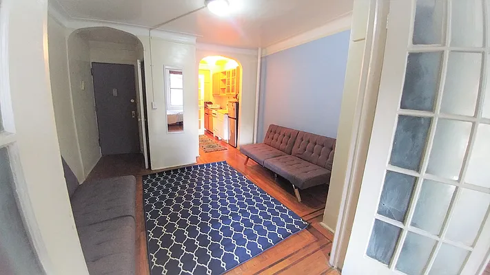 Rented by Downtown Mgt & Realty LLC | media 18