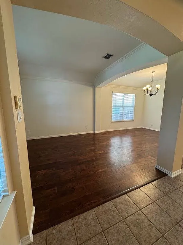 4 bed, 2615 sqft, $2,995 — Photo 4