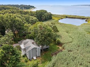 4 Buckingham St, Barrington, RI 02806