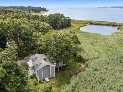 4 Buckingham St, Barrington, RI, 02806