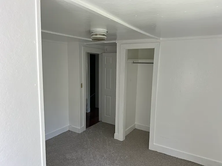 243 Coddington Rd — Photo 2