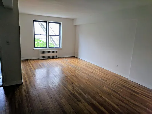 Rented by B Gans Management | media 3