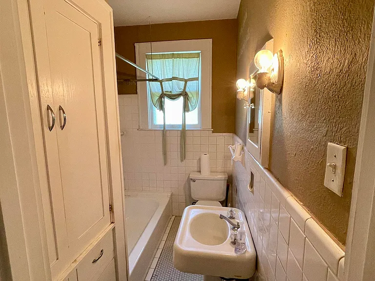 3304 Victory Dr — Photo 10