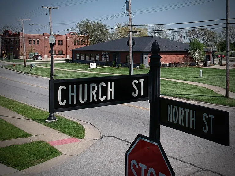408 Church St — Photo 3