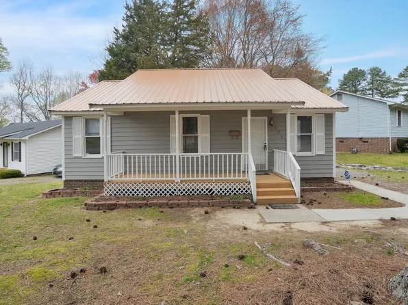 201 Ranes Dr, Henderson, NC 27536