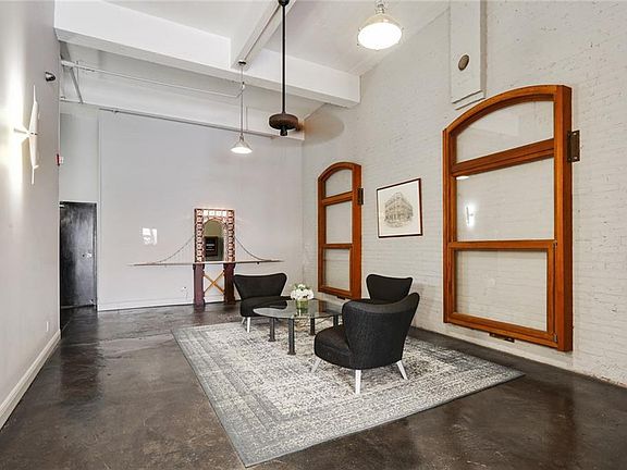 3rd image of 410 Natchez St APT 10
