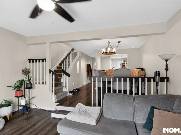 4239 S Mobile Cir APT C, Aurora, CO 80013