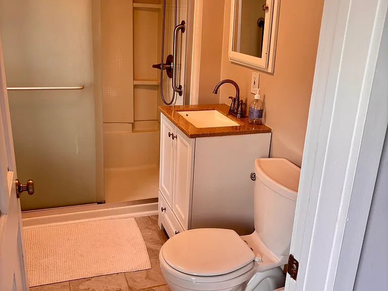 8 Edgewood Ter — Photo 16