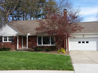 296 Oakdale Rd, Berea, OH 44017