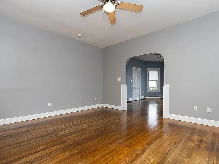 41 Central St #1 — Photo 6