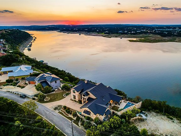 2nd image of 1612 Watercliffe Dr