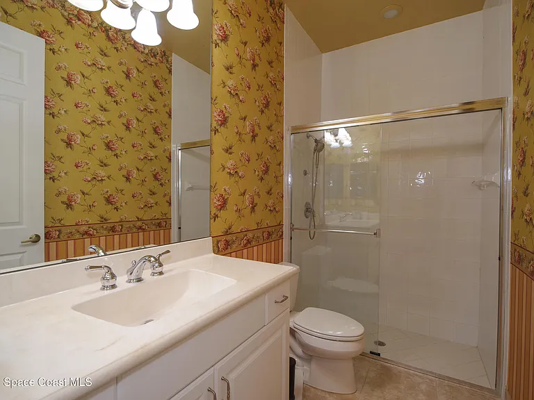 9400 Scarborough Ct — Photo 23