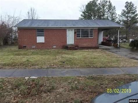 1st image of 614 E Gibbs St