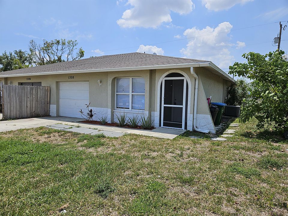 1st image of 1306-1308 NE 8th Pl
