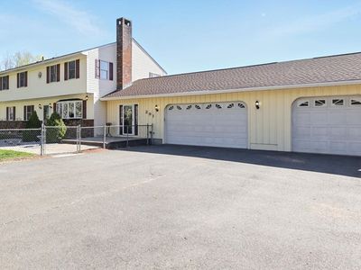 291 Russellville Rd, Westfield, MA, 01085
