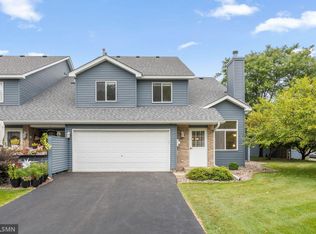 4831 Helena Ln N APT 1, Oakdale, MN 55128