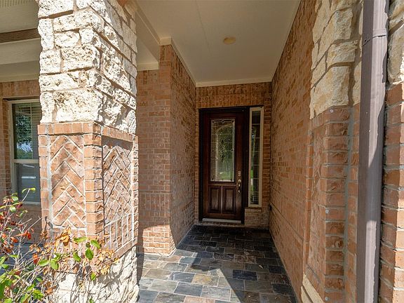 2nd image of 8239 Lockridge Terrace Ln