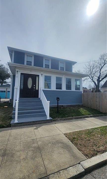 1st image of 78 Stamford Ave