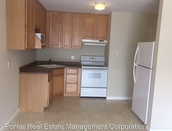 3rd image of 1726 Anza St APT 1