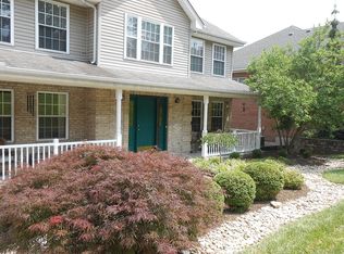 984 Martini Rd, Cincinnati, OH 45233