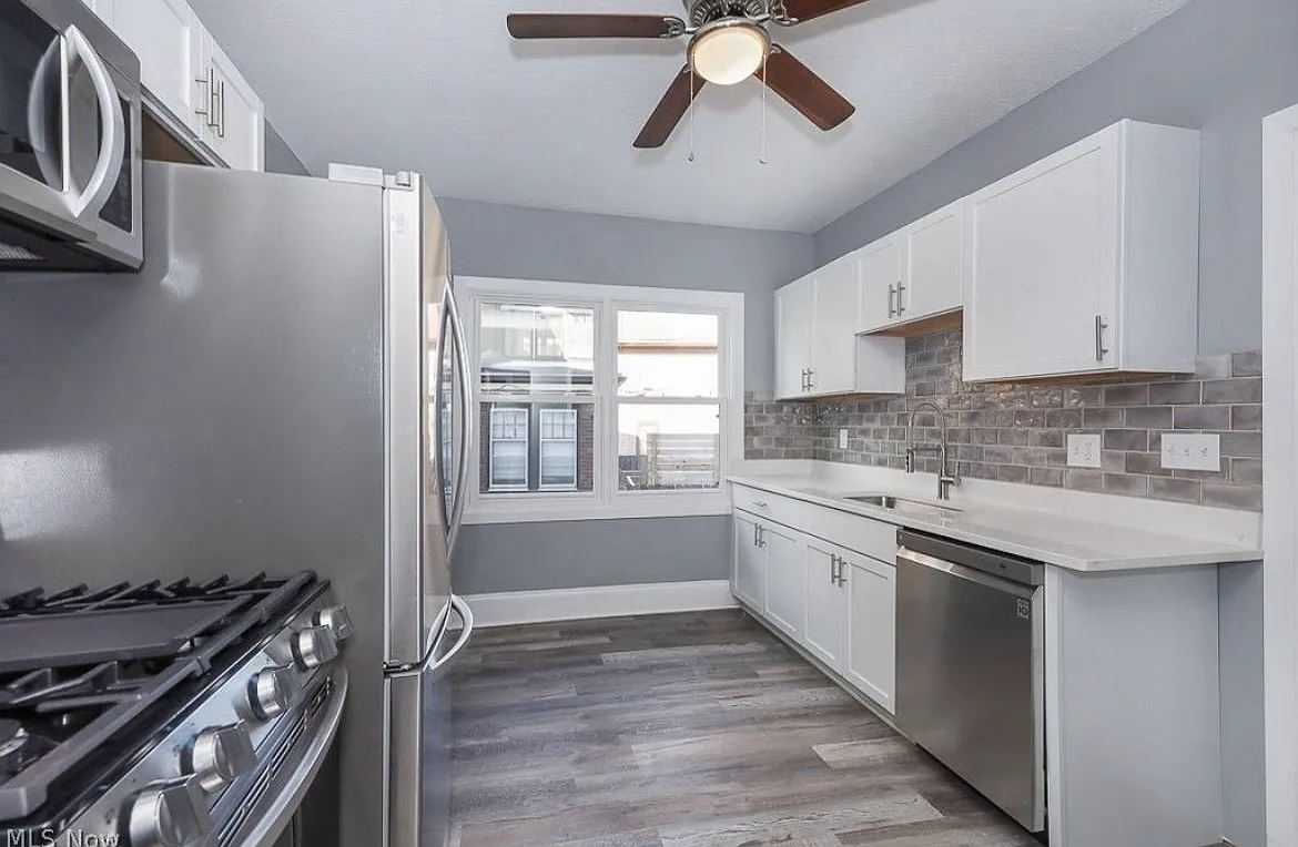 Building Photo - 3471 West Blvd #1