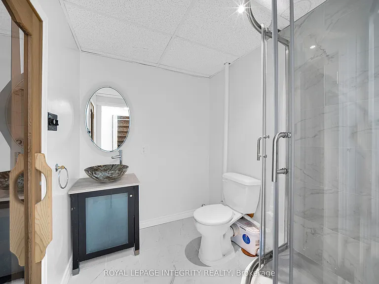 1218 Rideau Bend Cres — Photo 43