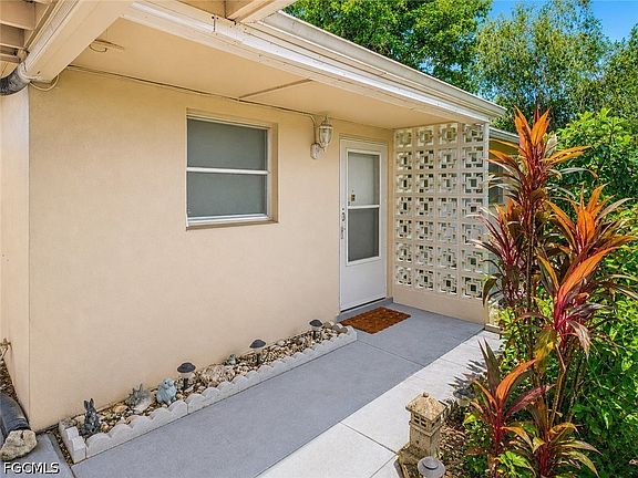 2nd image of 2214 Gladiola Dr