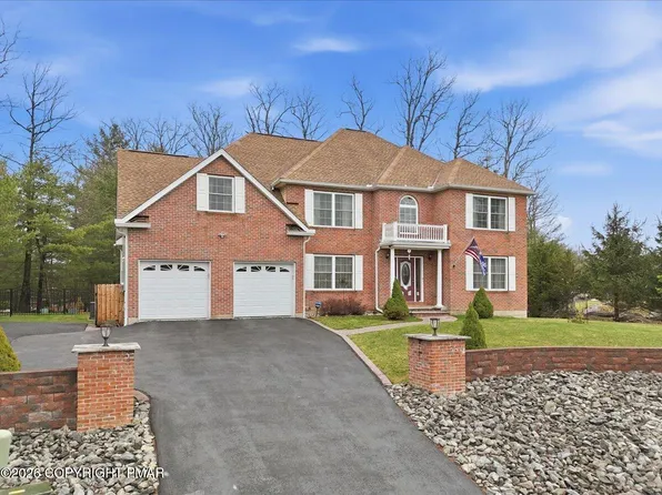 351 Autumn Ln, East Stroudsburg, PA 18301