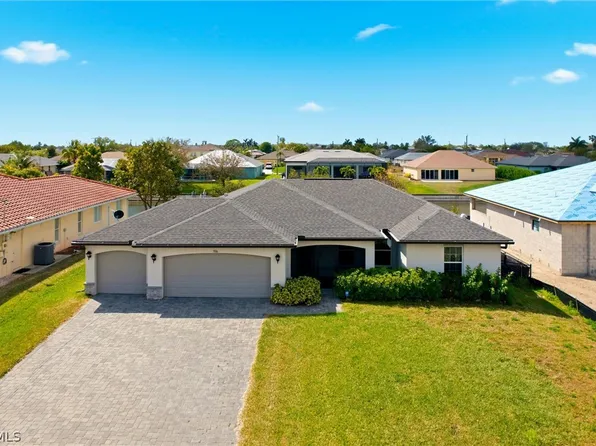 3516 SW 8th Place Cpe, Coral, FL 33914