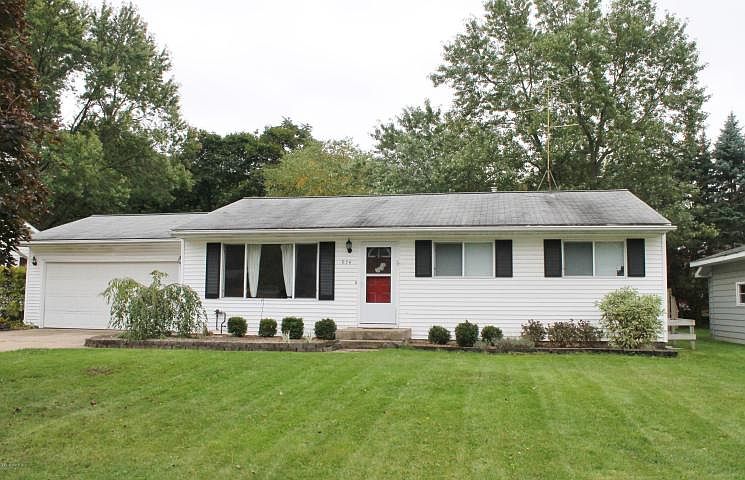 1st image of 974 Diane St SE
