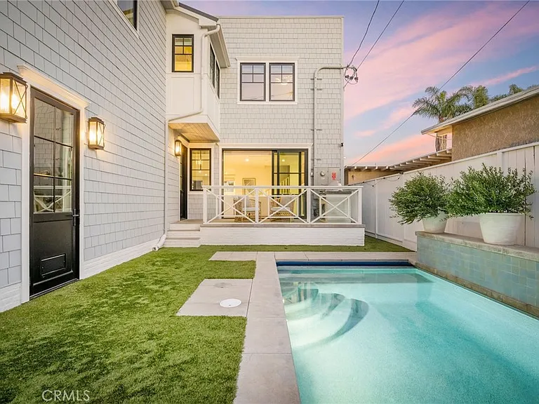 153 Granada Ave — Photo 2