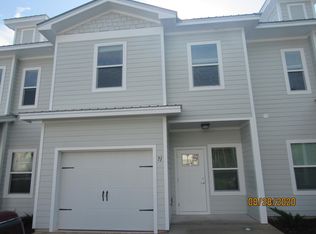 71 S Sand Palm Rd, Freeport, FL 32439