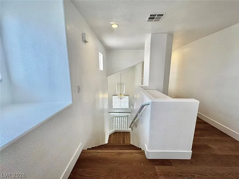 3829 Climbing Rose St — Photo 32