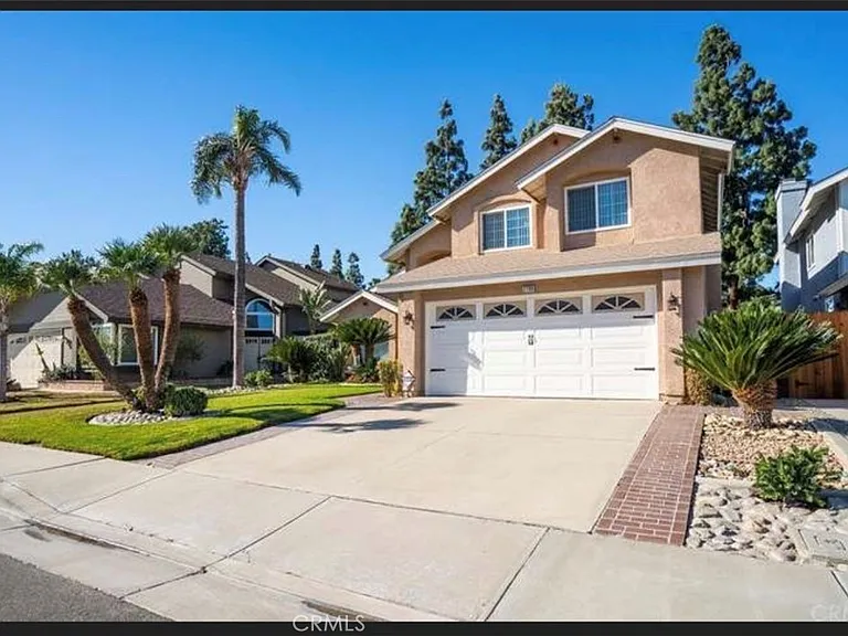 2708 Blue Fox Dr — Photo 4
