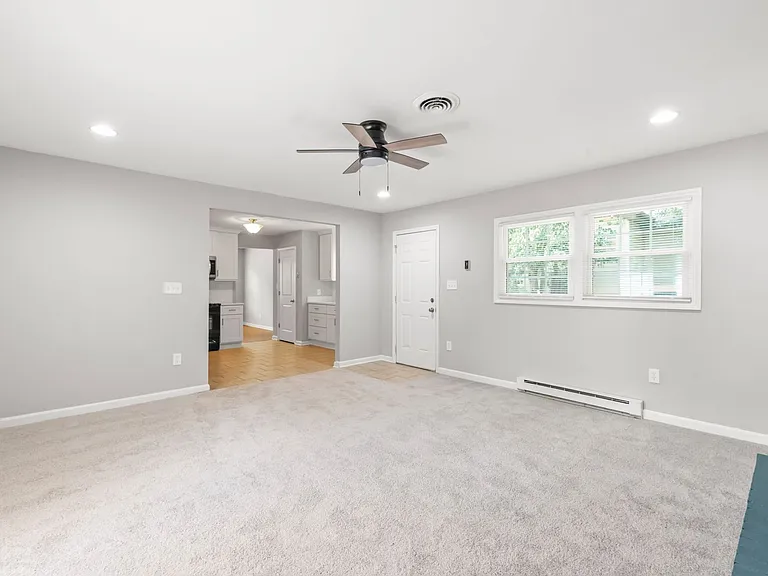 5054 Curtiswood Dr — Photo 12