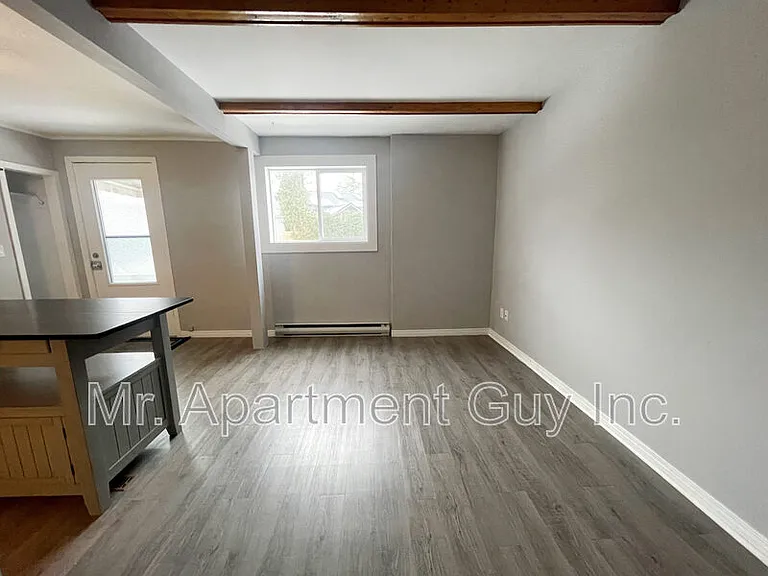 152 Arthur St S #GROUND — Photo 7