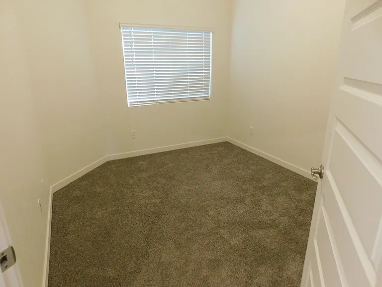 668 Brookwillow Dr — Photo 9
