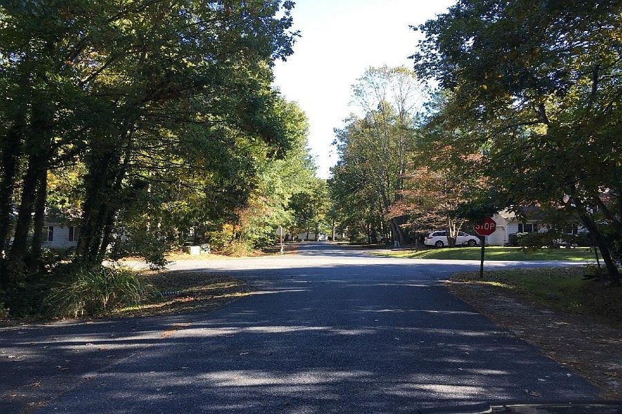 2nd image of 57 Falcon Bridge Rd