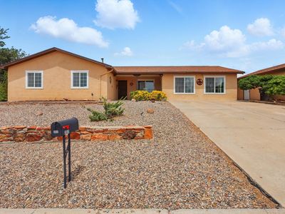 302 Damon St, Rio Communities, NM, 87002
