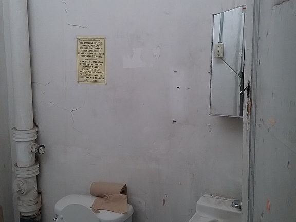 5th image of 3316 Fort Blvd