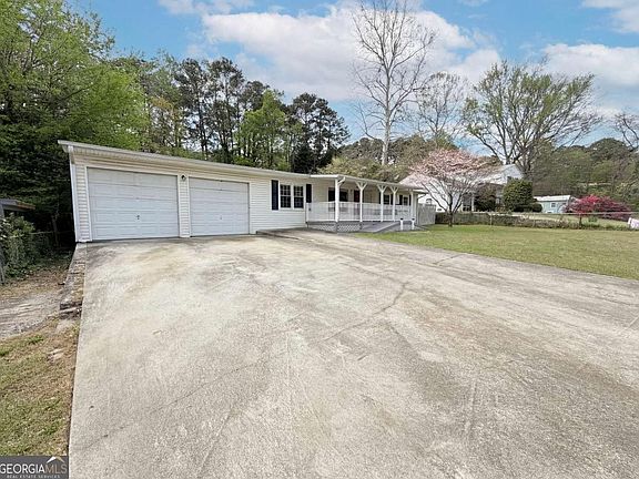 4th image of 1670 Wildwood Rd