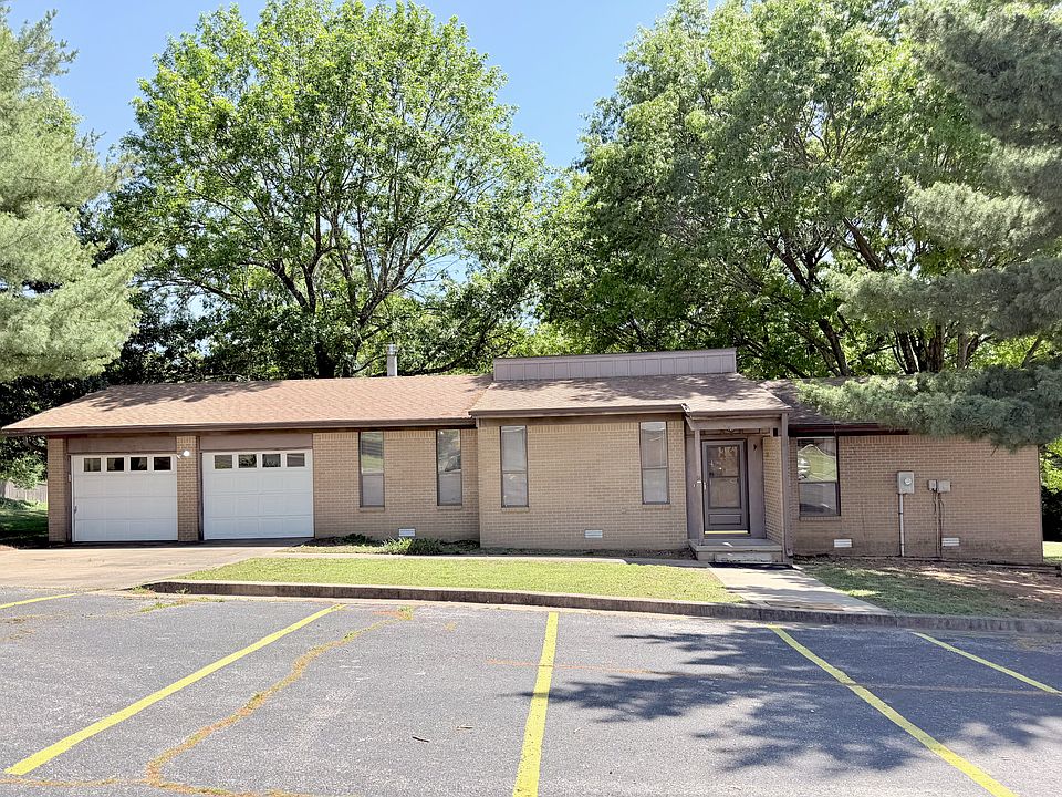 1st image of 1275 N Gregg Ave